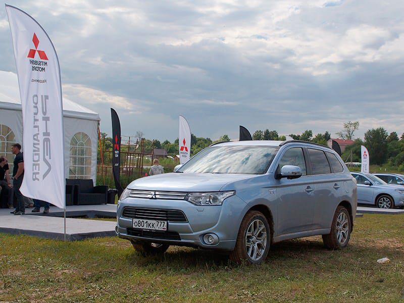 Mitsubishi Outlander PHEV Mitsubishi Outlander PHEV