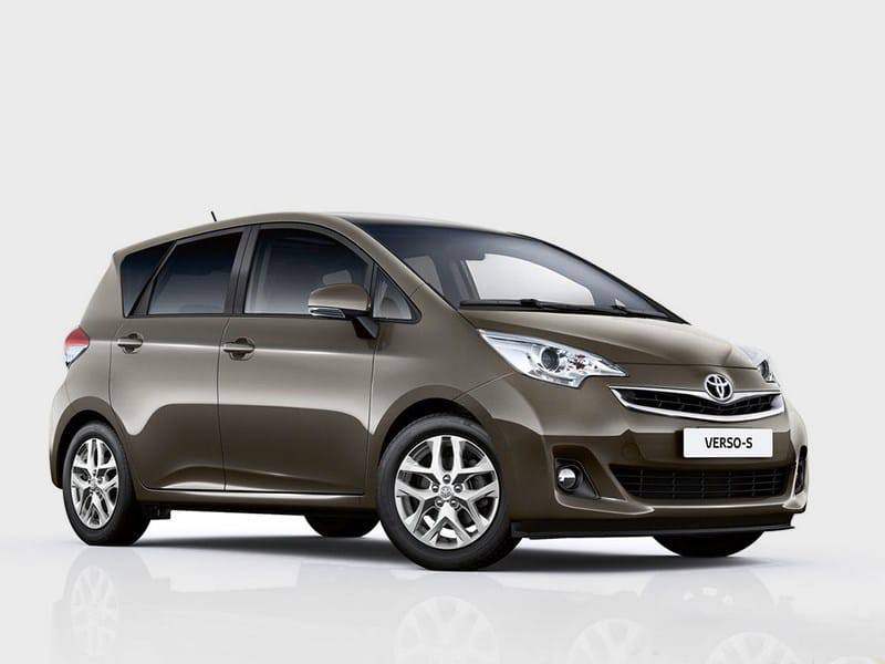 Toyota Versos Toyota Versos